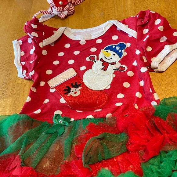 Baby’s Christmas Tutu Onesie 4 Piece Set - Picture 4 of 7
